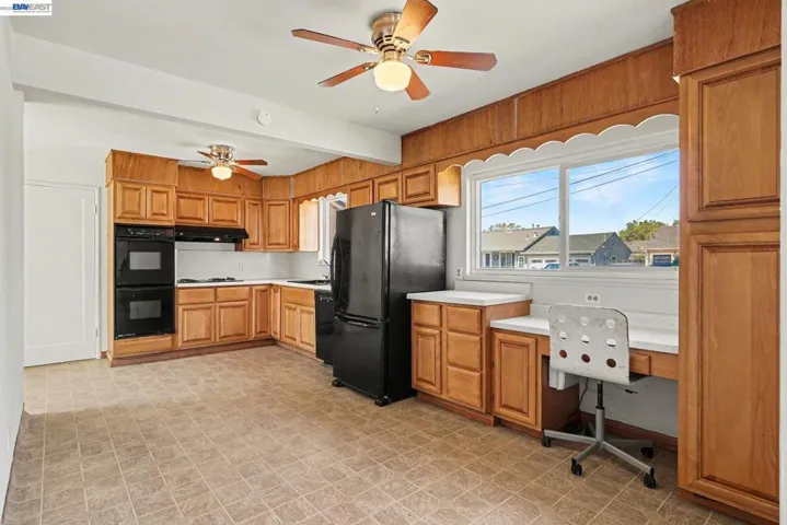 15006 Alexandria St, San Leandro, California 94579