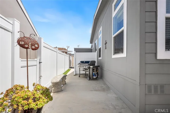 16222 Monterey Lane 141, Huntington Beach, California 92649