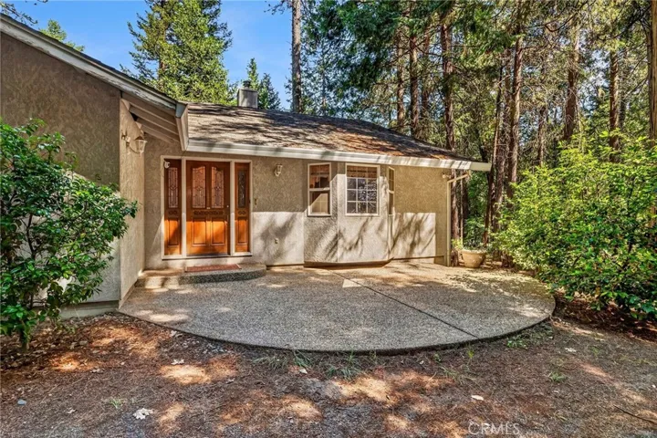 Front Porch & Patio