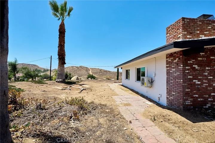4262 Harrison Street, Riverside, California 92503