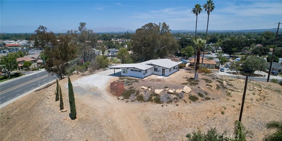 4262 Harrison Street, Riverside, California 92503