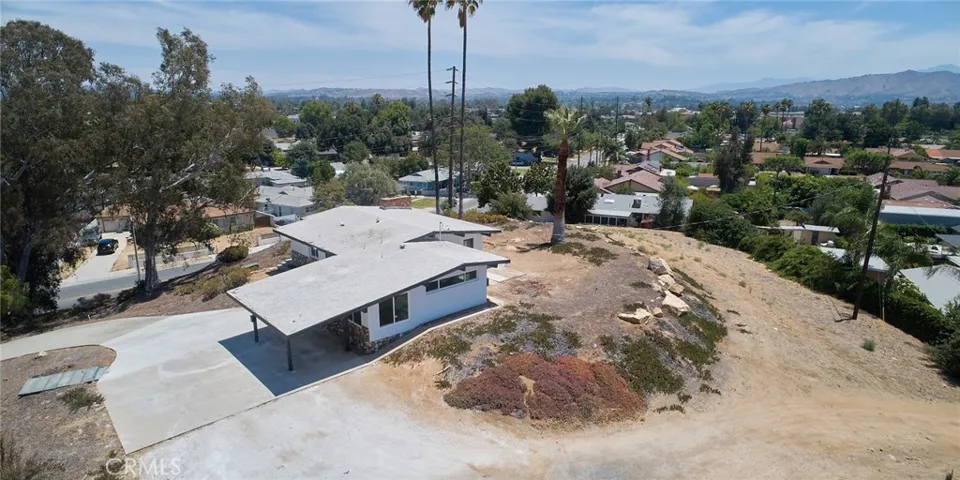 4262 Harrison Street, Riverside, California 92503