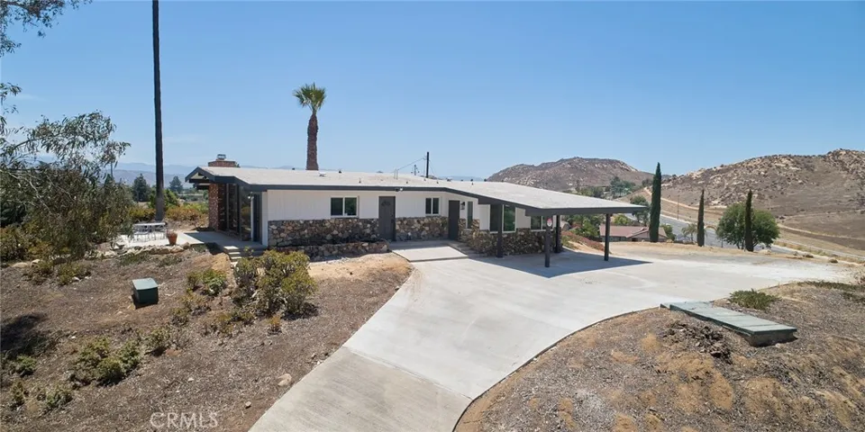 4262 Harrison Street, Riverside, California 92503