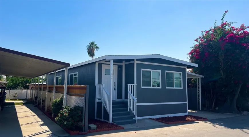 10701 Cedar Avenue 124, Bloomington, California 92316