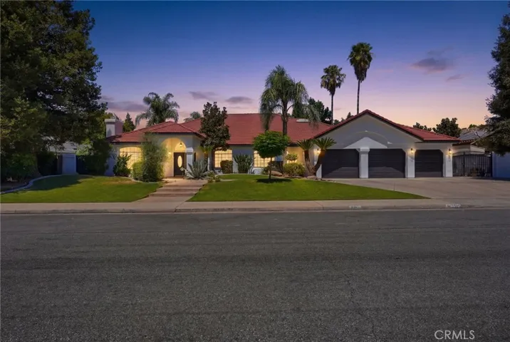 2305 Nantes, Bakersfield, California 93311