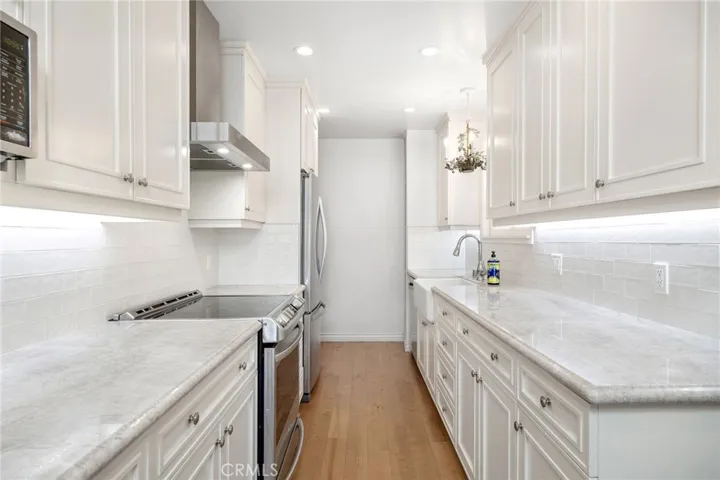 152 Park Avenue, Long Beach, California 90803