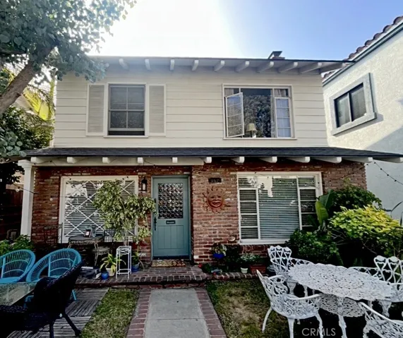 152 Park Avenue, Long Beach, California 90803