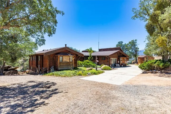 24087 Clover Spring, Tehachapi, California 93561