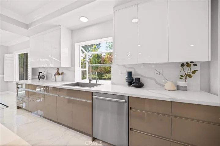 24410 Via Lomas De Yorba E, Yorba Linda, California 92887