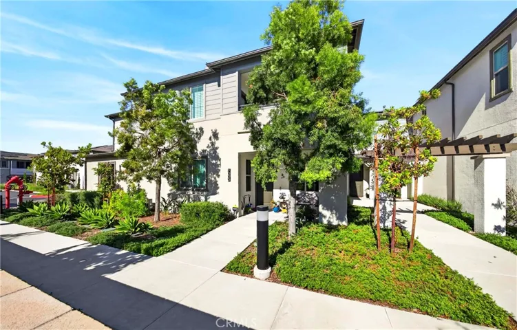 7003 Citron, Cypress, California 90630