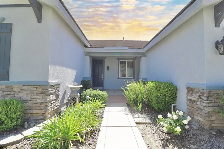 4964 Thornberry, Fontana, California 92336