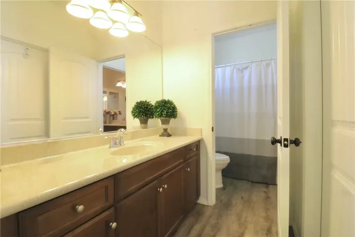 4964 Thornberry, Fontana, California 92336