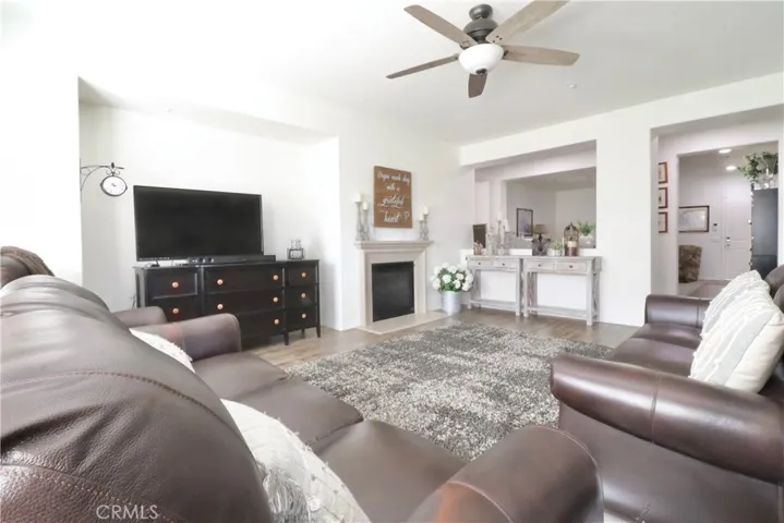 4964 Thornberry, Fontana, California 92336