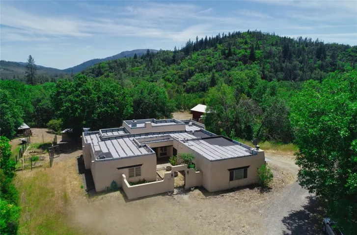 7200 Kahms, Cobb, California 95426