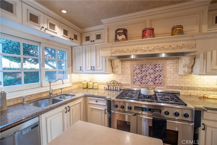 25241 Darlington, Mission Viejo, California 92692
