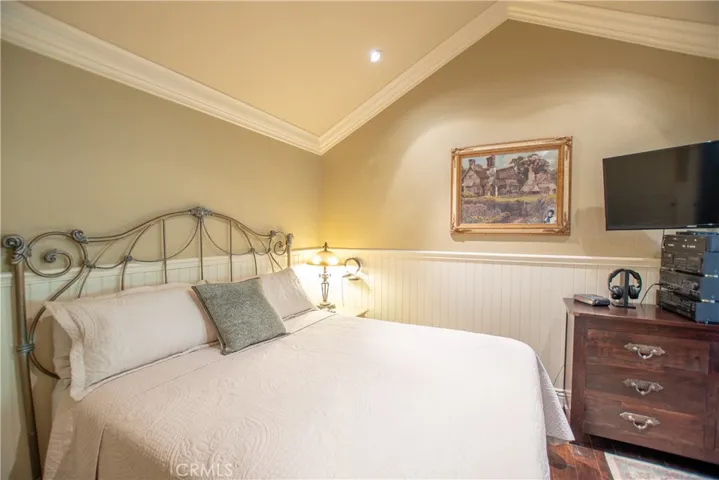25241 Darlington, Mission Viejo, California 92692