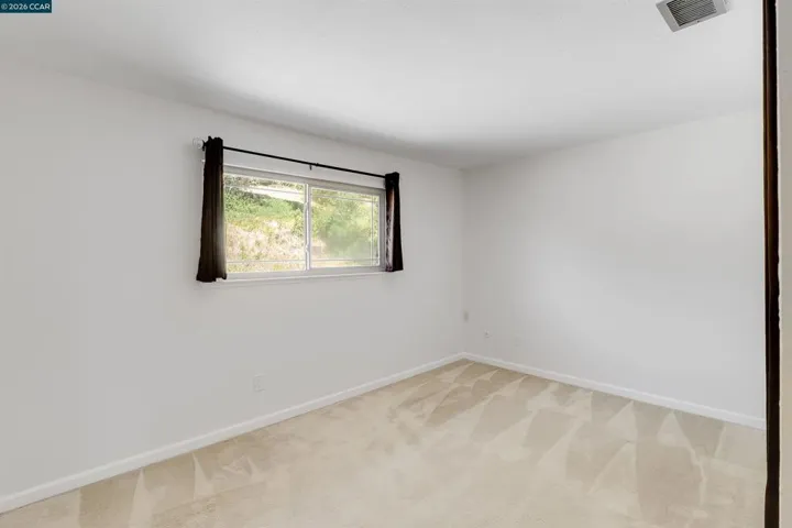 1243 Fairway Dr, Richmond, California 94803