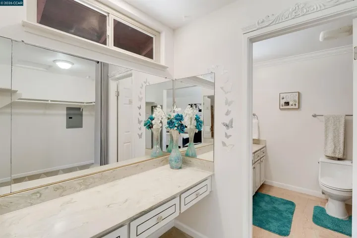 1243 Fairway Dr, Richmond, California 94803
