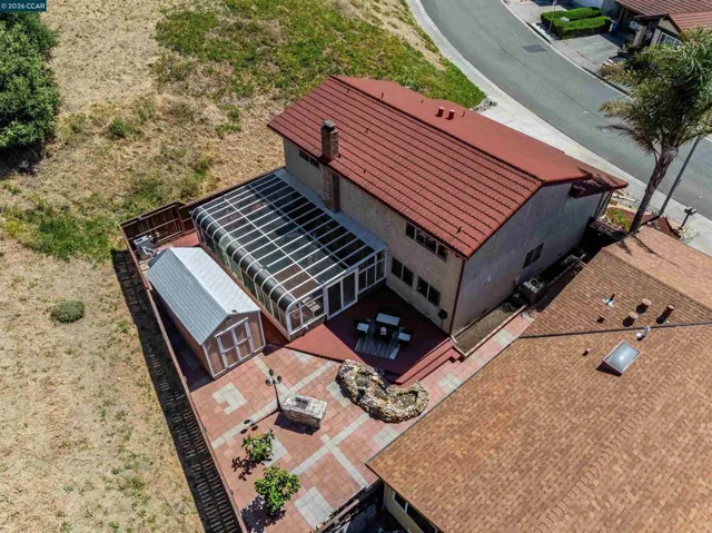 1243 Fairway Dr, Richmond, California 94803