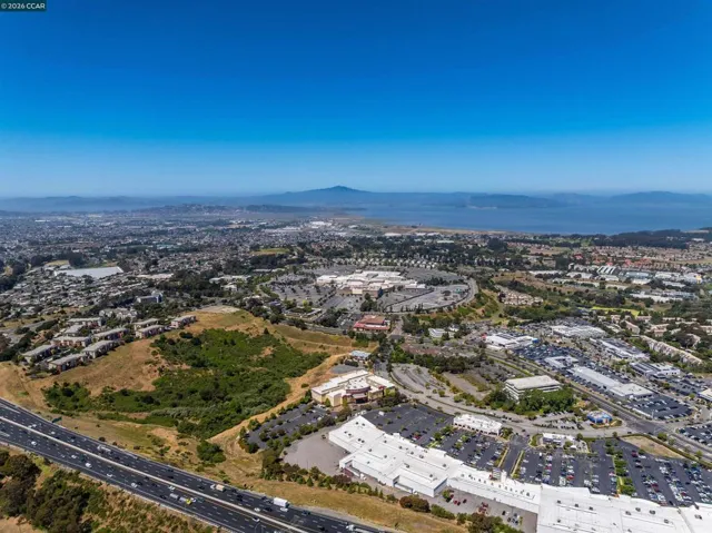 1243 Fairway Dr, Richmond, California 94803