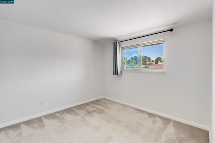 1243 Fairway Dr, Richmond, California 94803