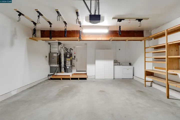 1243 Fairway Dr, Richmond, California 94803