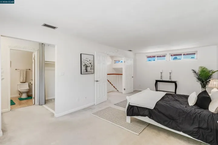 1243 Fairway Dr, Richmond, California 94803