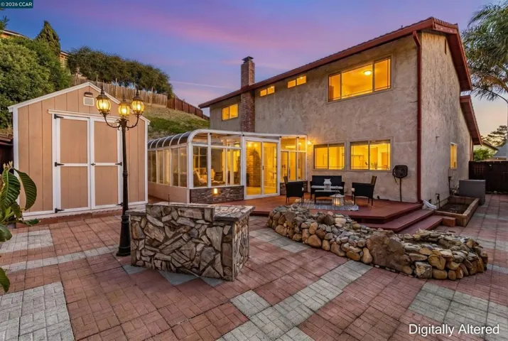 1243 Fairway Dr, Richmond, California 94803