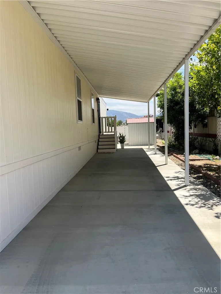 Super clean carport