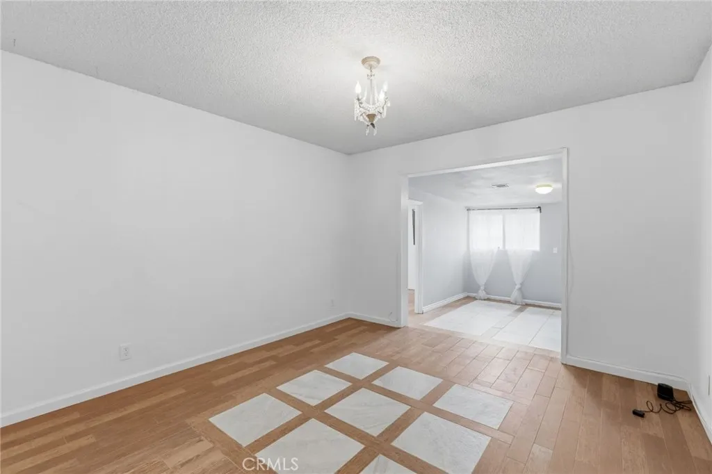 Dining room/Flex space