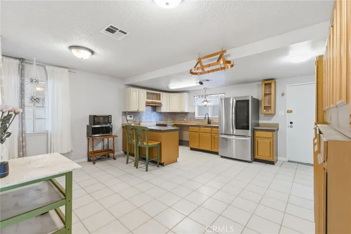 Spacious kitchen awaits your personal touch