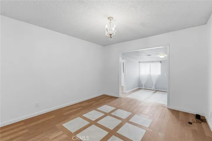 Dining room/Flex space