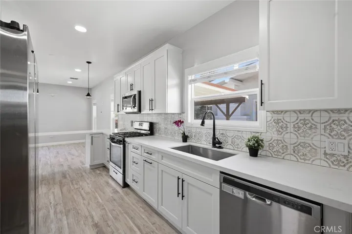 4167 Denker, Los Angeles, California 90062