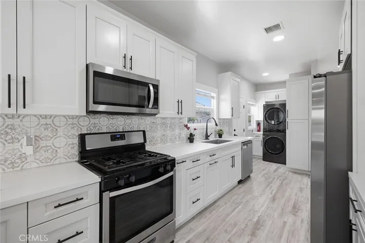 4167 Denker, Los Angeles, California 90062