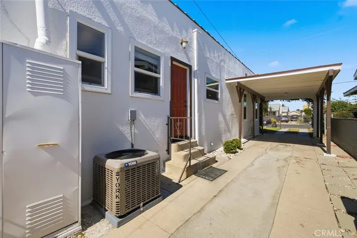 4167 Denker, Los Angeles, California 90062