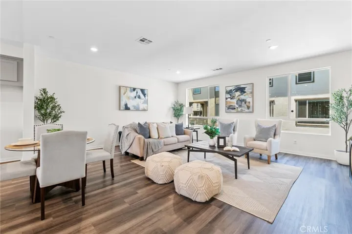 172 Bahia, Covina, California 91722