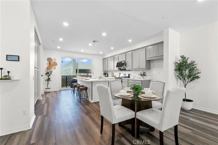 172 Bahia, Covina, California 91722