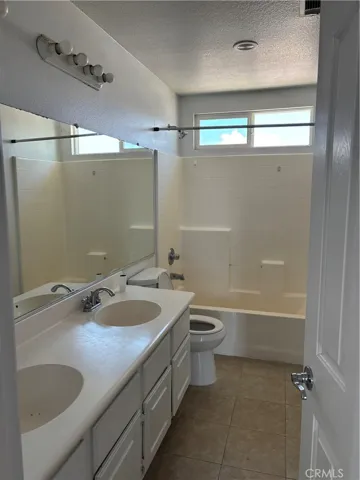 1979 Meridian Way, San Jacinto, California 92583