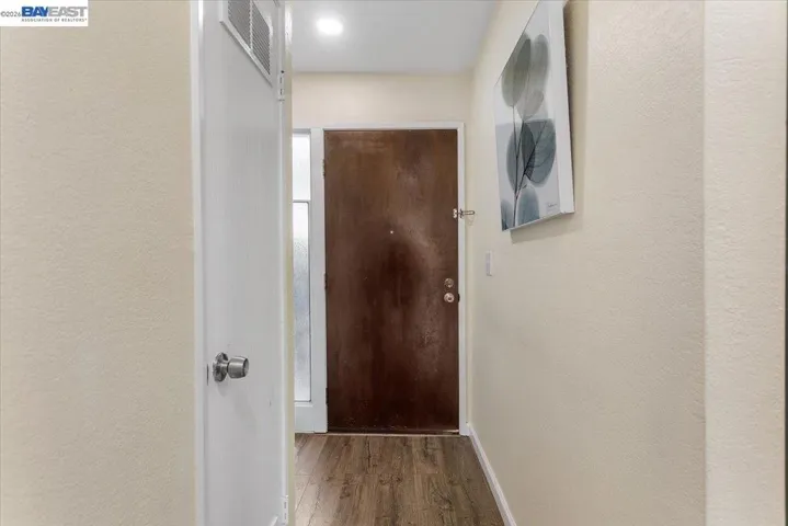 31131 Alvarado Niles Rd, Union City, California 94587