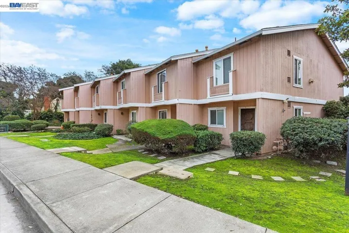 31131 Alvarado Niles Rd, Union City, California 94587