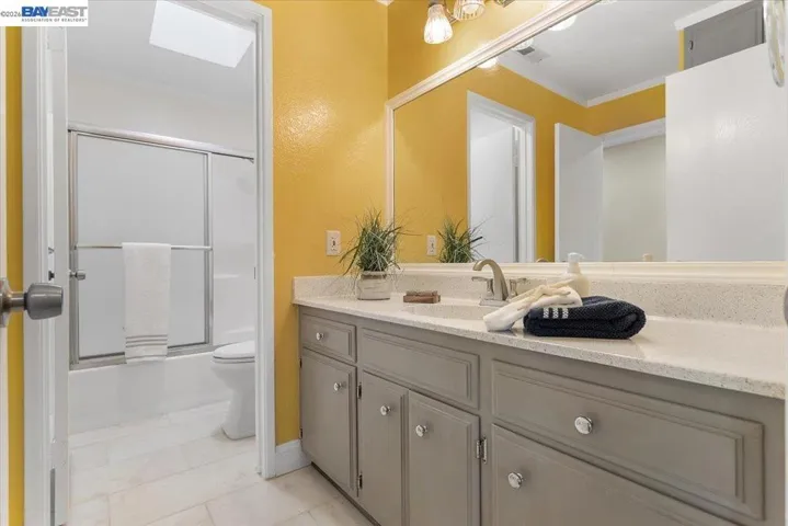 31131 Alvarado Niles Rd, Union City, California 94587