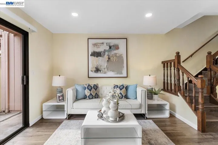 31131 Alvarado Niles Rd, Union City, California 94587