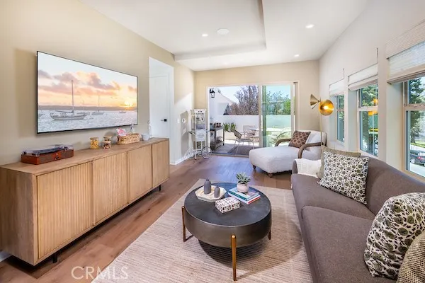 Plan SF Model Second Living Room