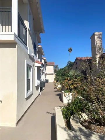 300 E Alhambra Road F, Alhambra, California 91801