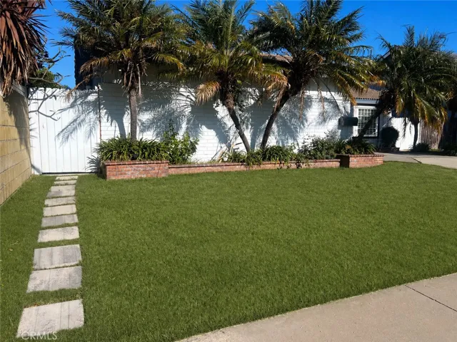 17936 Santa Olivia Street, Fountain Valley, California 92708