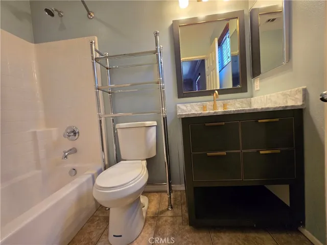 12538 Tavira Lane, Eastvale, California 91752