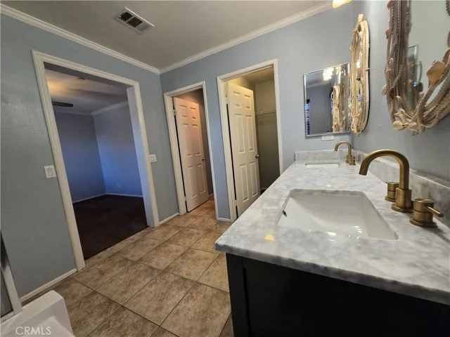 12538 Tavira Lane, Eastvale, California 91752