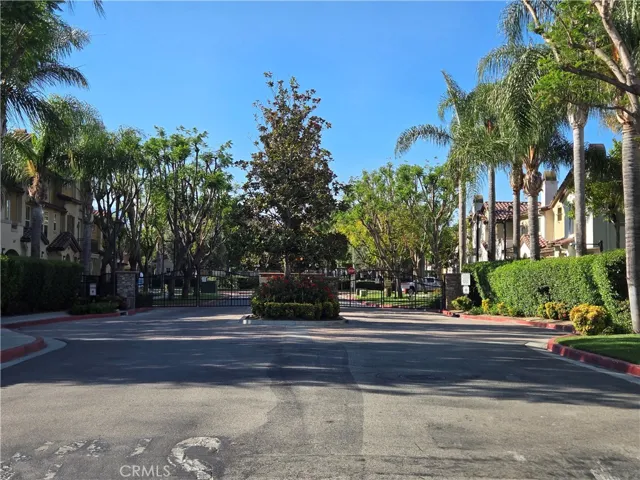 12538 Tavira Lane, Eastvale, California 91752
