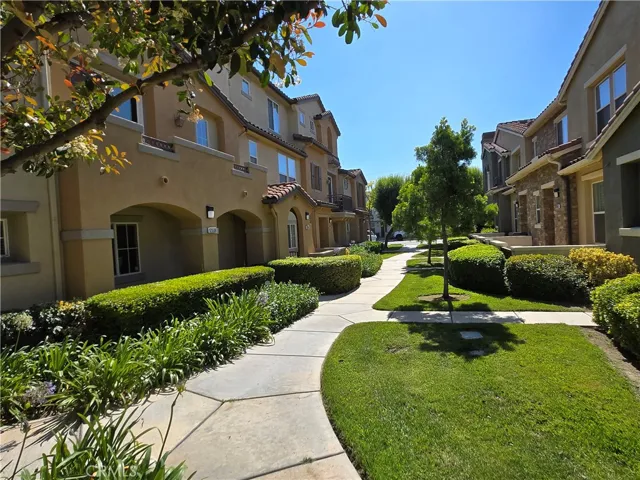 12538 Tavira Lane, Eastvale, California 91752
