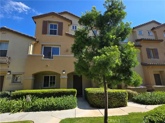 12538 Tavira Lane, Eastvale, California 91752